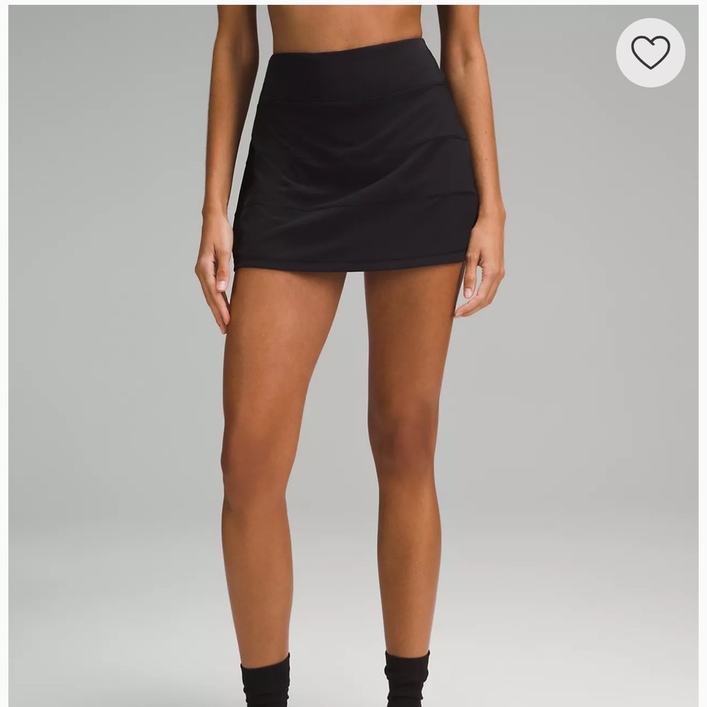 Lululemon Pace Rival Mid-Rise Skirt, Size 6, Black